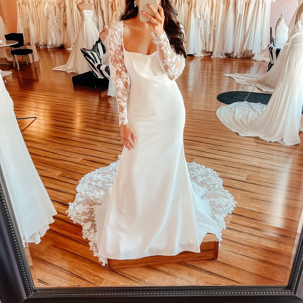 Martina Liana: 1437 "Cleo" wedding gown